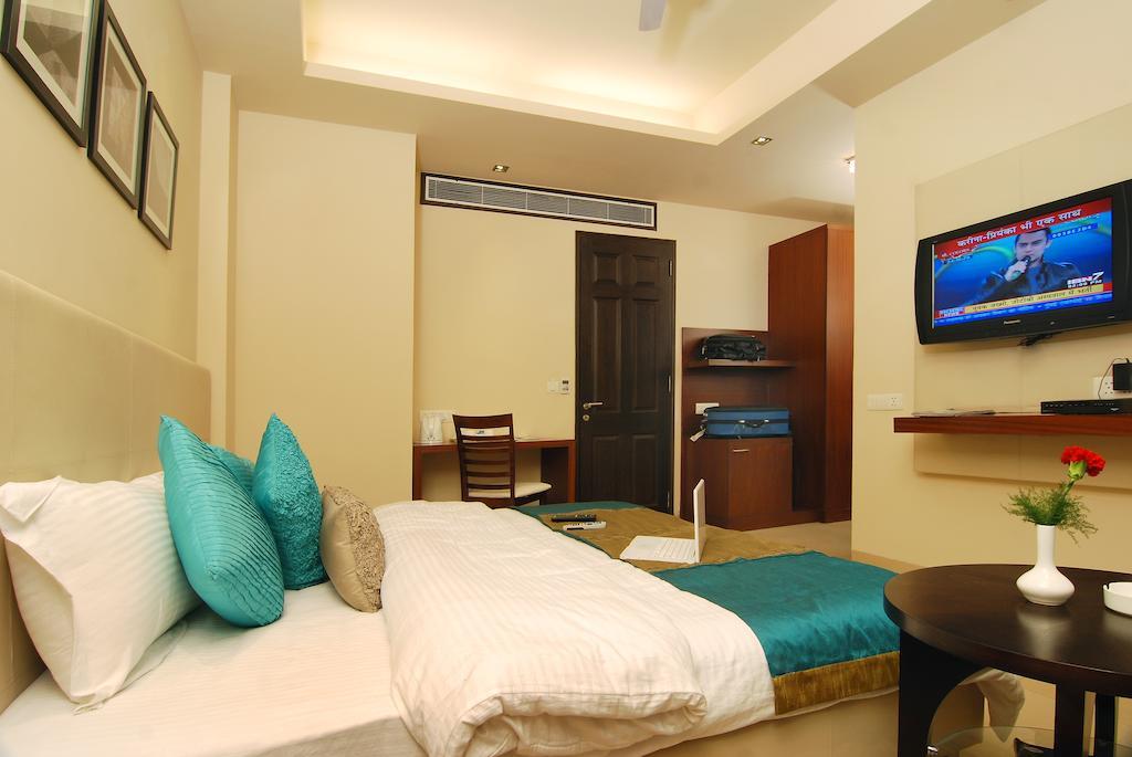 White Lotus Hotel Gurgaon Exterior foto